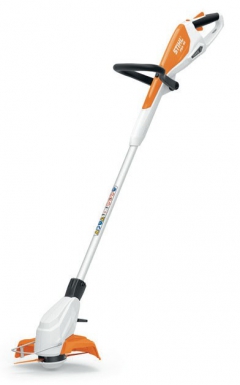 Coupe-bordure sur accu fsa 45. disponible abidjan cote d'ivoire.