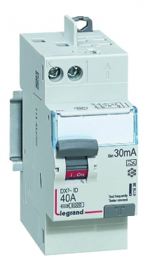 Interrupteur différentiel dx³-id arrivée haut à vis et départ haut automatique - 2p 230v~ 40a typea 30ma - 2 modules. disponible abidjan cote d'ivoire.