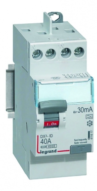 Interrupteur différentiel dx³-id arrivée haute et départ haut à vis - 2p 230v~ 40a typea 30ma - 2 modules. disponible abidjan cote d'ivoire.
