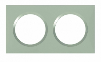 Plaque carrée dooxie 2 postes finition plume. disponible abidjan cote d'ivoire.