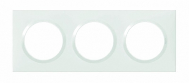 Plaque carrée dooxie 3 postes finition blanc. disponible abidjan cote d'ivoire.