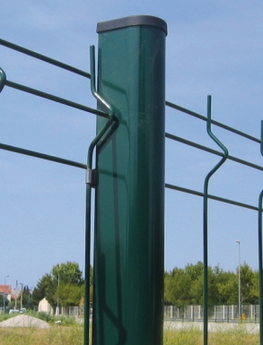 Poteau alize vert ht 130+bouch. disponible abidjan cote d'ivoire.